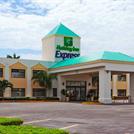Holiday Inn Express Cancun Zona, 2-Star Hotelera